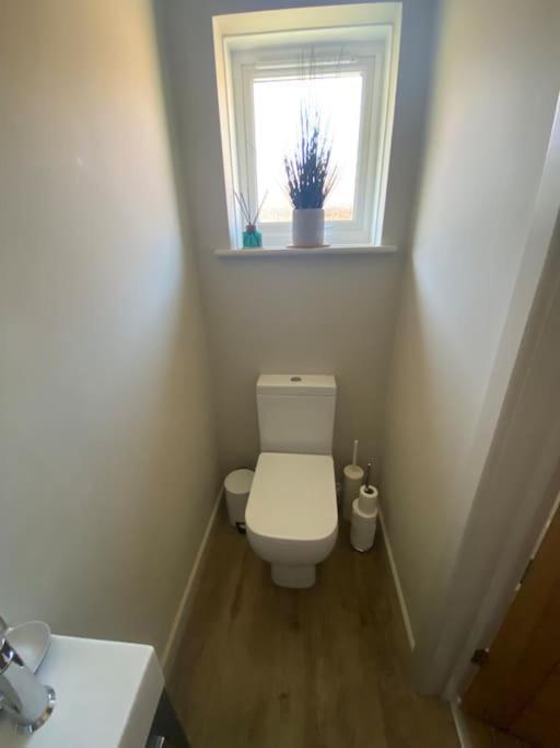 Beautiful 3 Bed Home In The Heart Of New Forest Hordle Εξωτερικό φωτογραφία