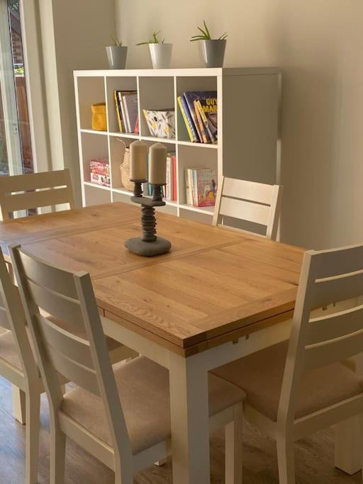 Beautiful 3 Bed Home In The Heart Of New Forest Hordle Εξωτερικό φωτογραφία