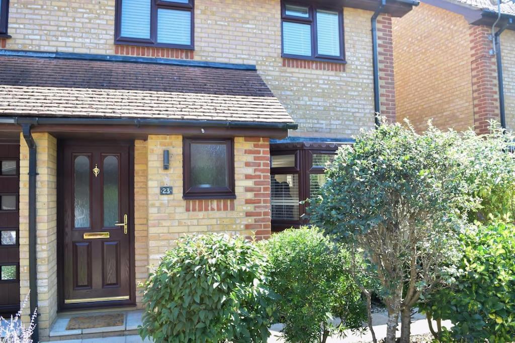 Beautiful 3 Bed Home In The Heart Of New Forest Hordle Εξωτερικό φωτογραφία