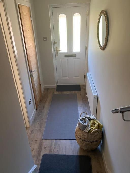 Beautiful 3 Bed Home In The Heart Of New Forest Hordle Εξωτερικό φωτογραφία